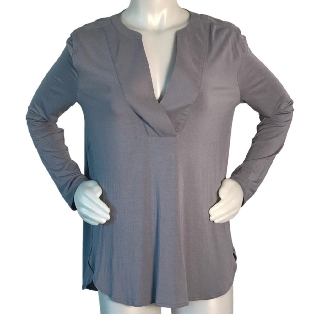 WHBM GREY STRETCH LONG SLEEVE‎ BLOUSE